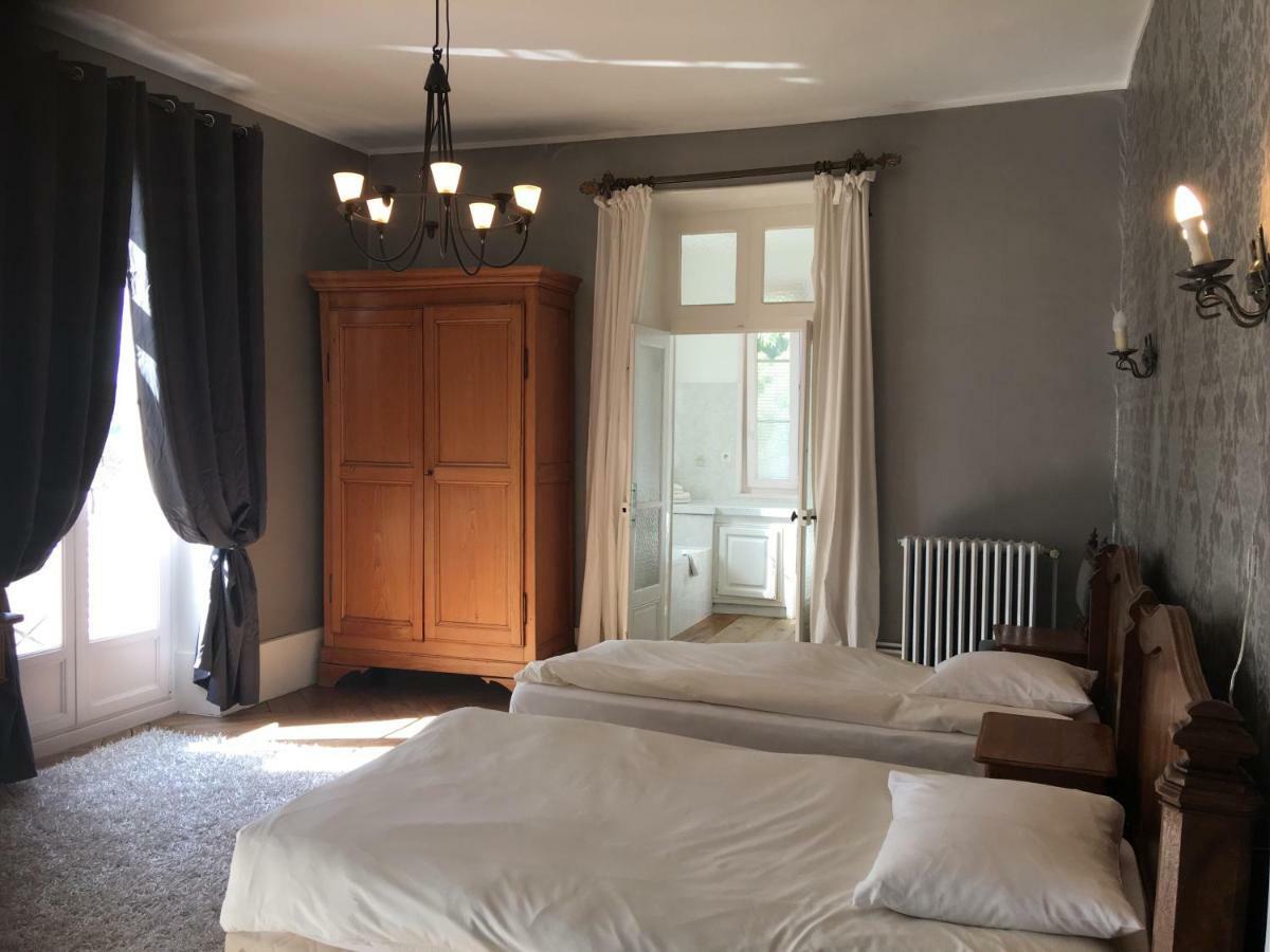Chateau De Vareilles Sommant 外观 照片